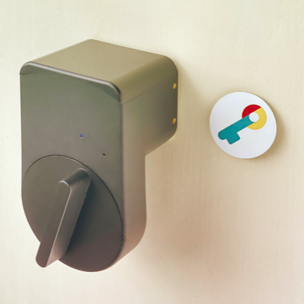 NFC Tag Sticker (Compatible with SesameOS2/3) 【Waterproof, Dustproof, Can be installed on metal surfaces】 - CANDY HOUSE, Inc.